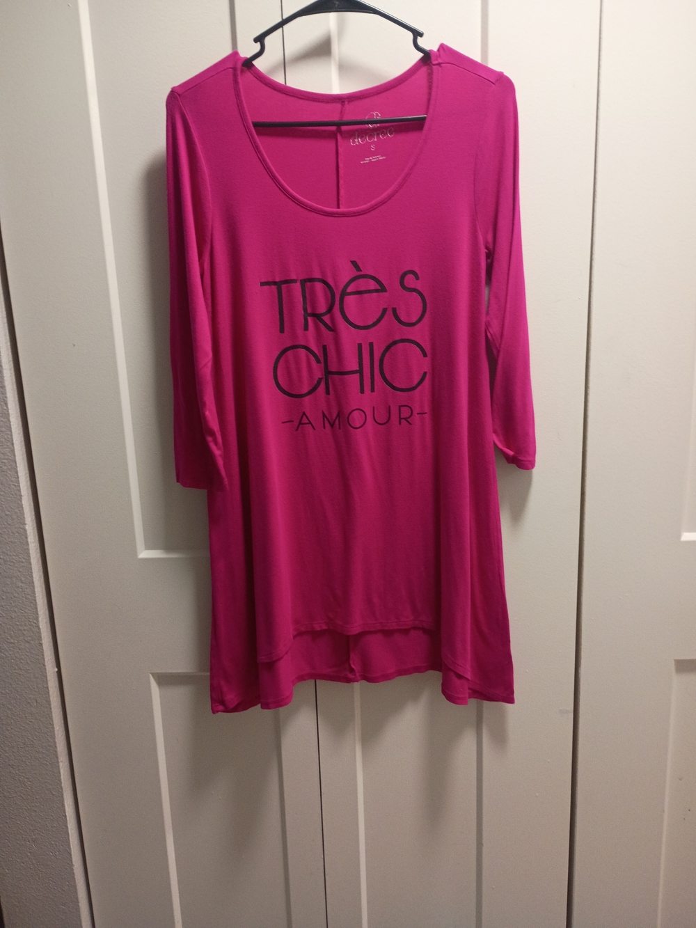 Decree Hot Pink Très Chic Amour Scoop-Neck Tunic